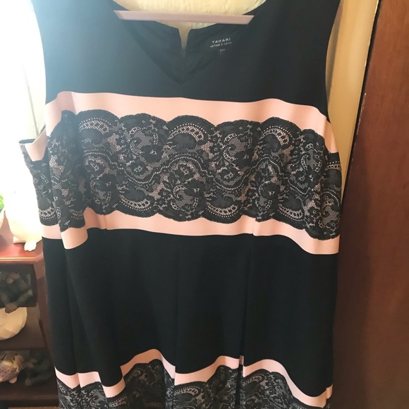 Dress - Picture 6 of 8